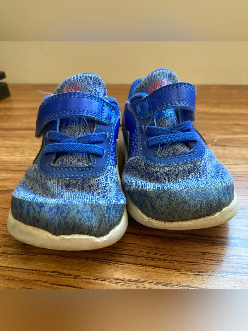 5/$15 Nike Toddler Blue Slip-On Sneakers 7